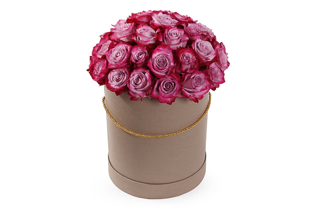 Букет 35 роз Дип Перпл в шляпной коробке