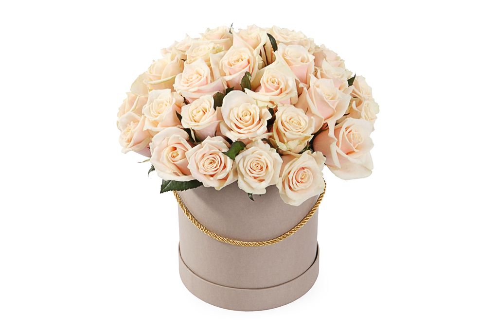 Букет 35 роз Талея в шляпной коробке