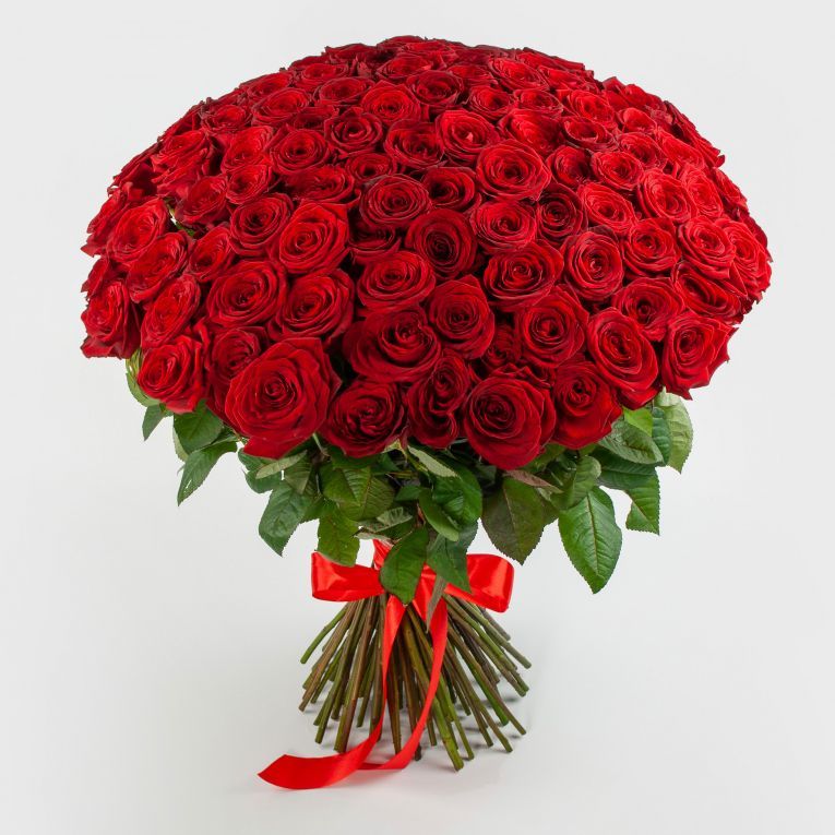 Букет из 101 розы Красная буква